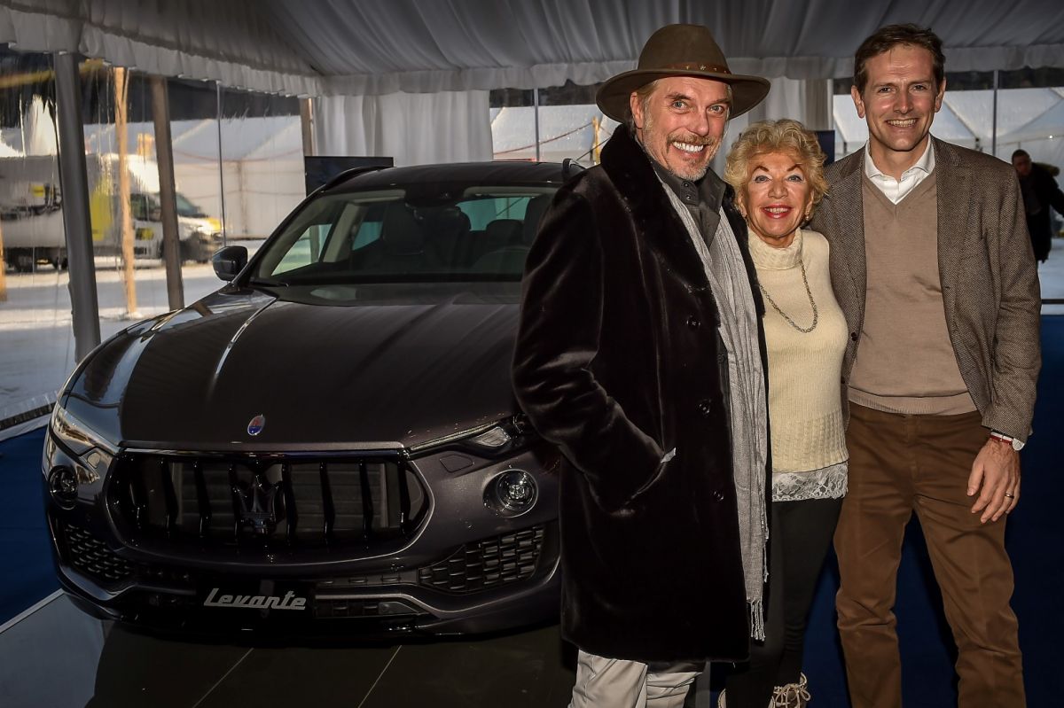 695440407TP060 Maserati Pol