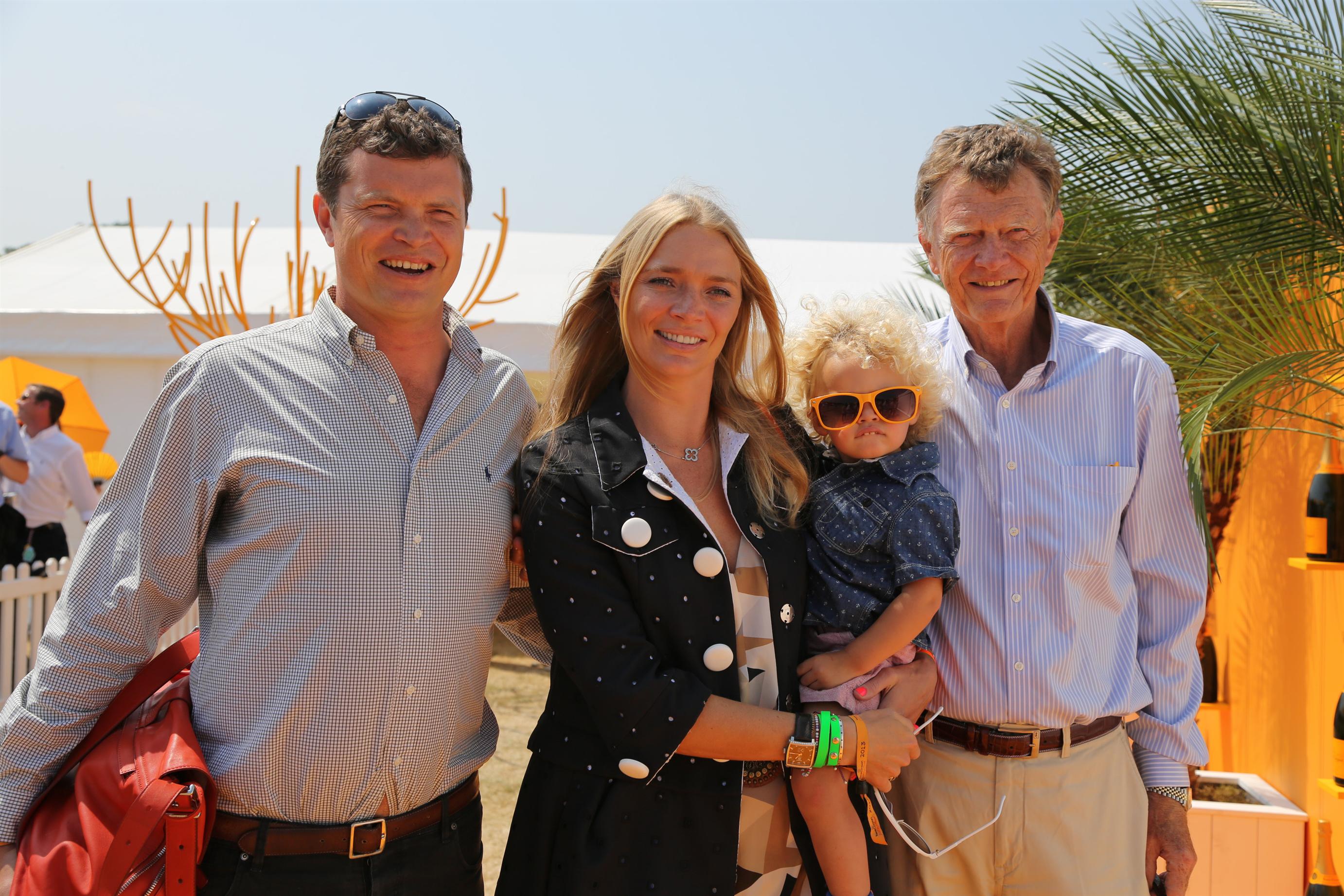 GOLD CUP - Jack Jodie  Johnnie CB Custom